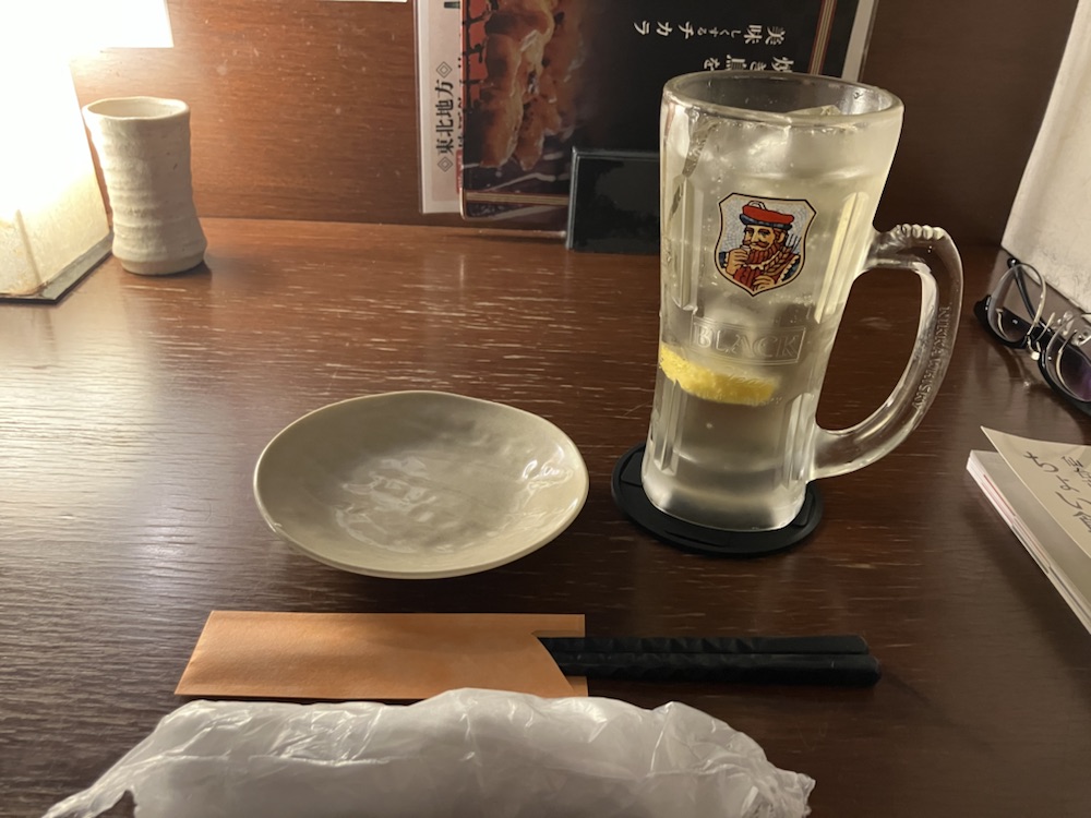 飲み物はハイボールをチョイス